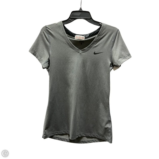 Athletic Top Short Sleeve By Nike In Grey, Size: L