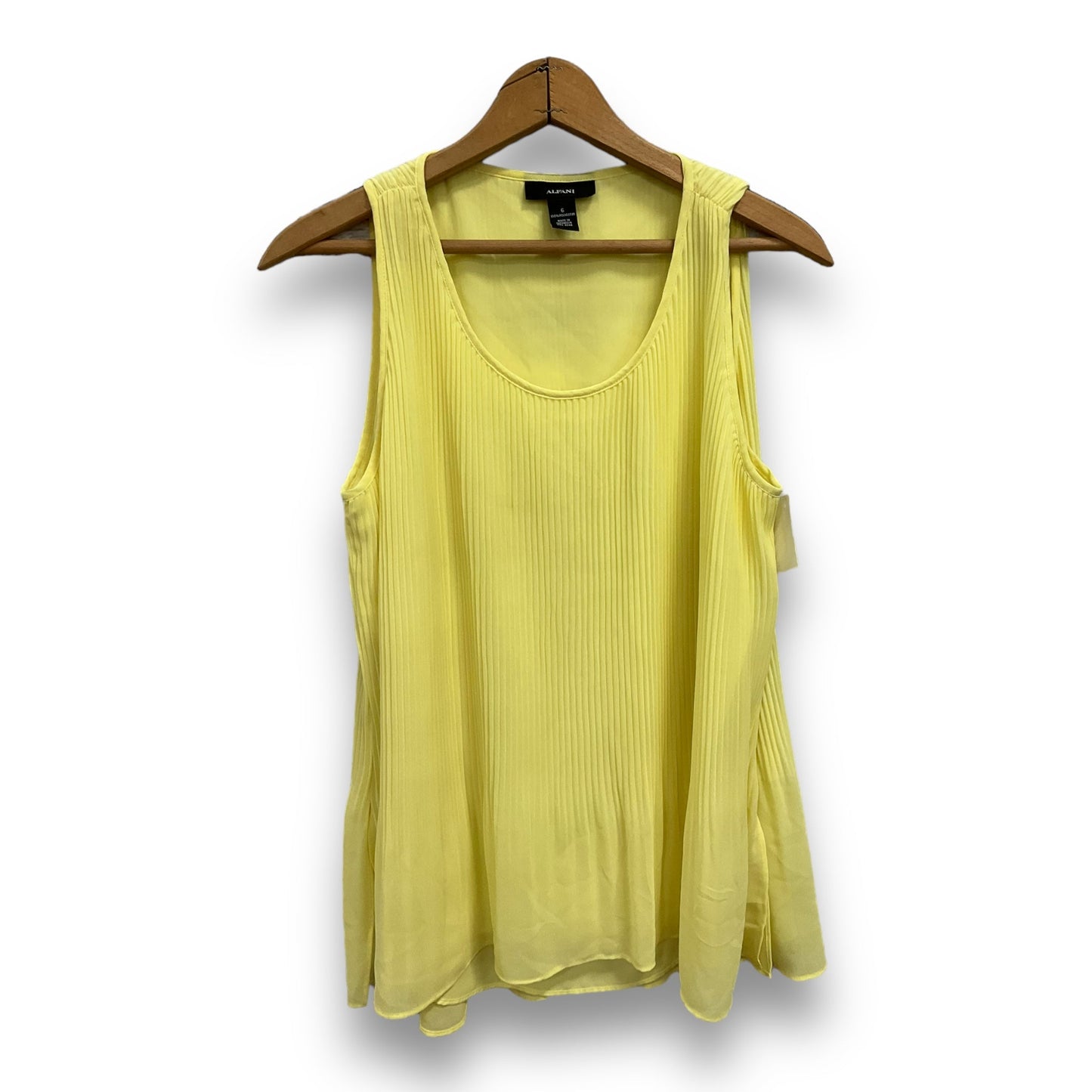 Top Sleeveless By Alfani  Size: M