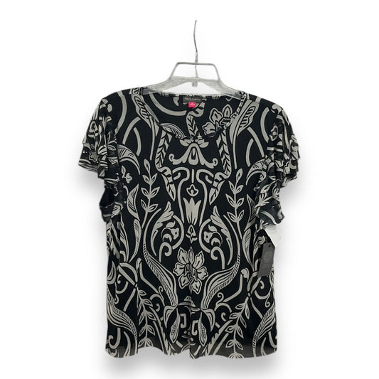 Top Short Sleeve By Vince Camuto In Black, Size: Xl