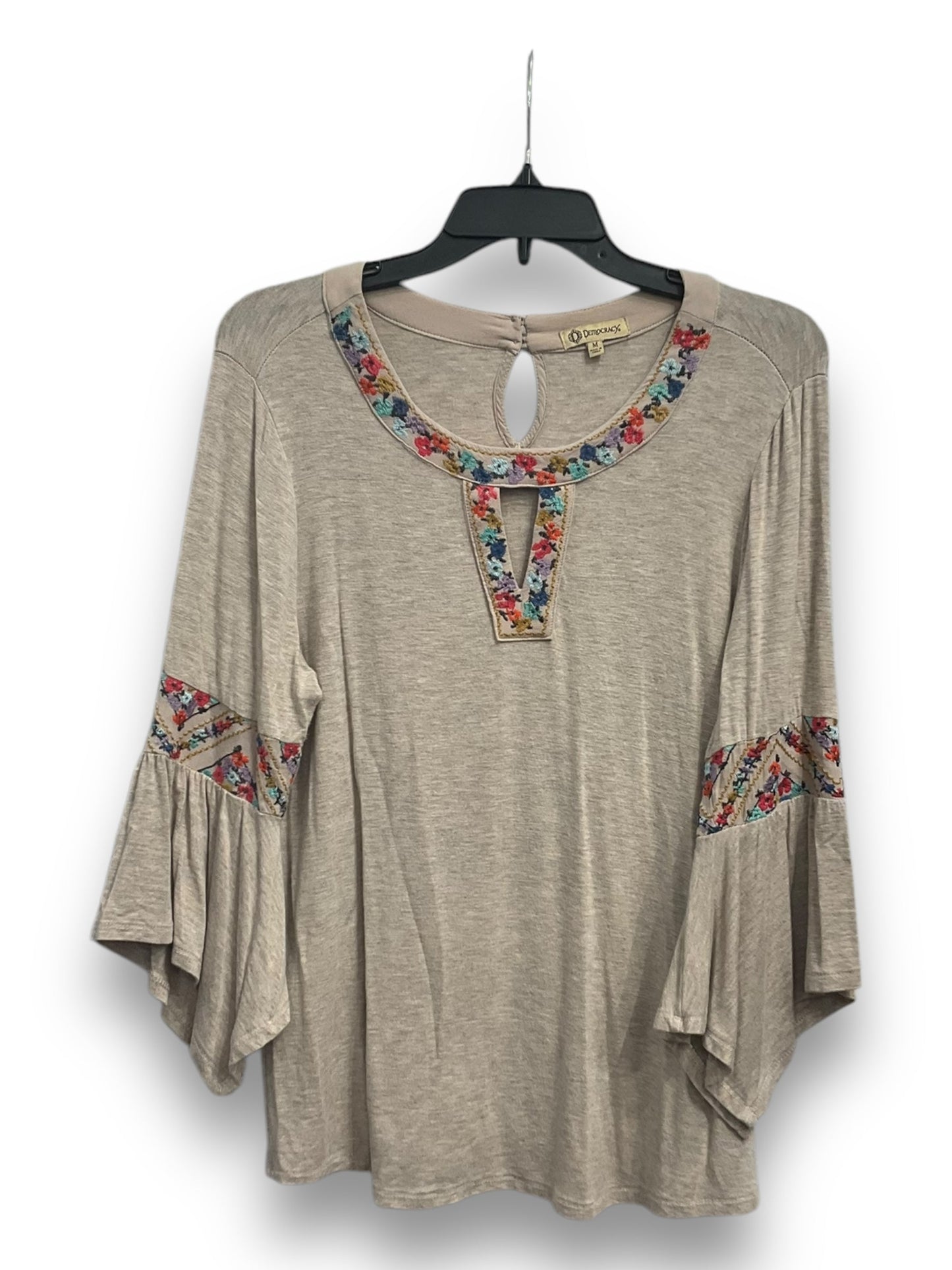 Top Long Sleeve By Democracy In Multi-colored, Size: M