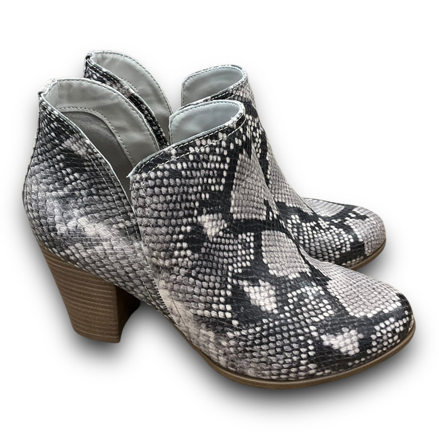 Boots Ankle Heels By Fergalicious In Snakeskin Print, Size: 7.5