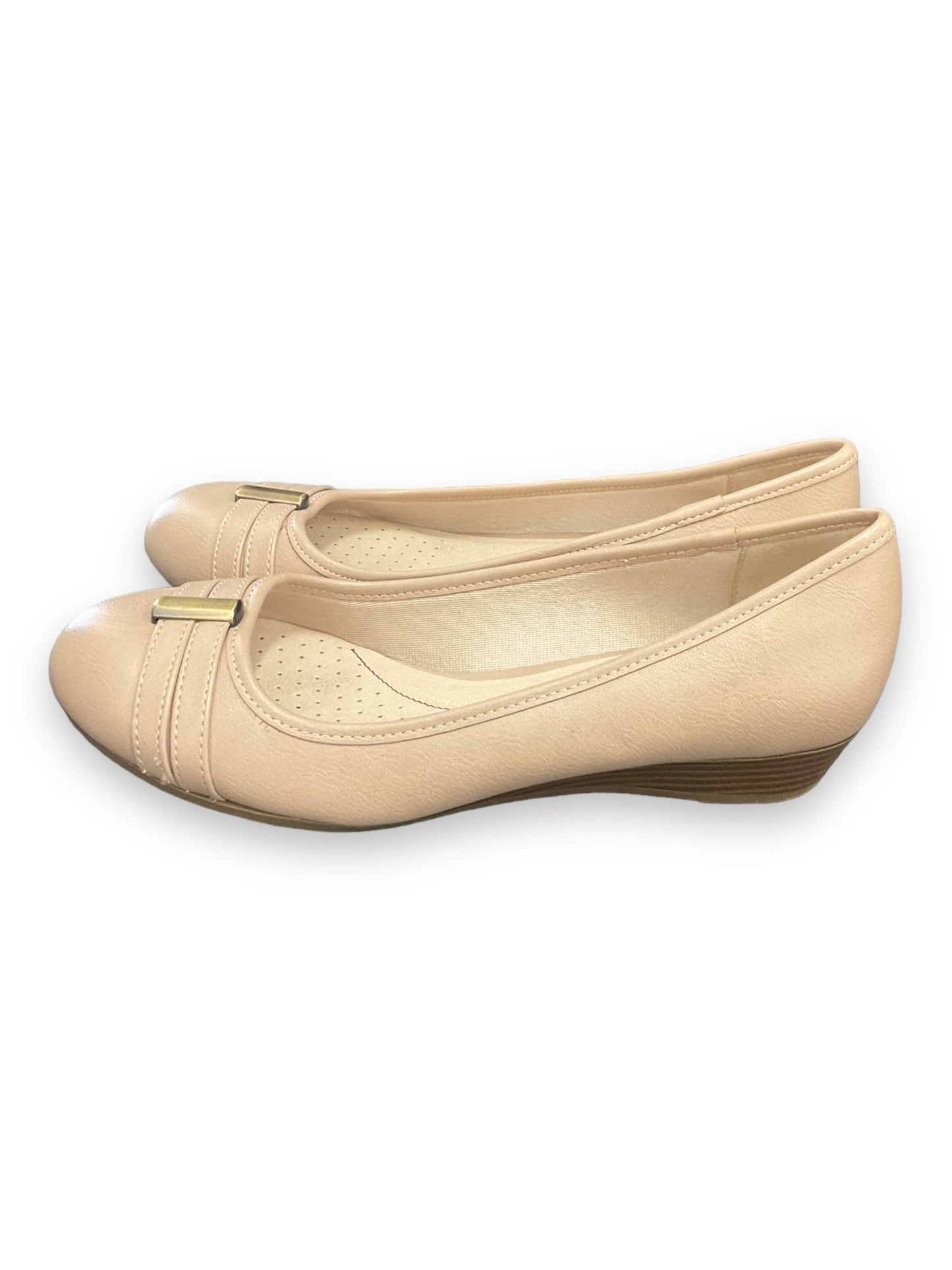 Shoes Flats By Life Stride  Size: 6
