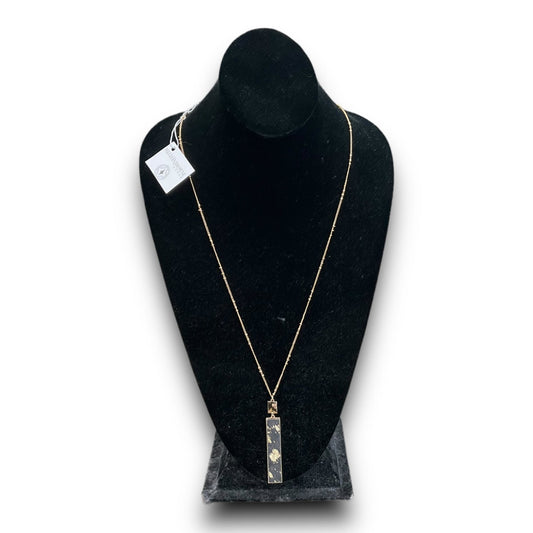 Necklace Pendant Clothes Mentor