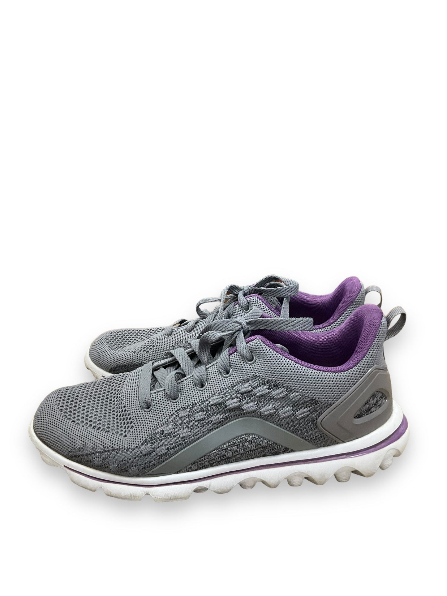 Shoes Athletic By Clothes Mentor In Grey & Purple, Size: 10