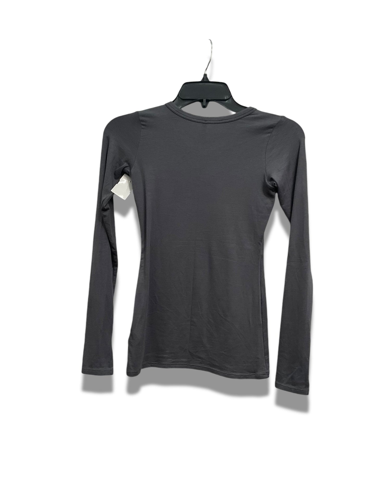 Top Long Sleeve Basic By Spanx In Grey, Size: Xs