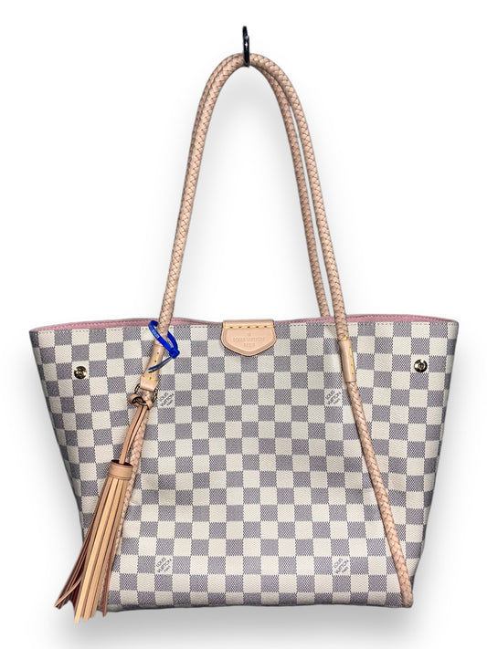 Handbag Luxury Designer By Louis Vuitton, Size: Medium