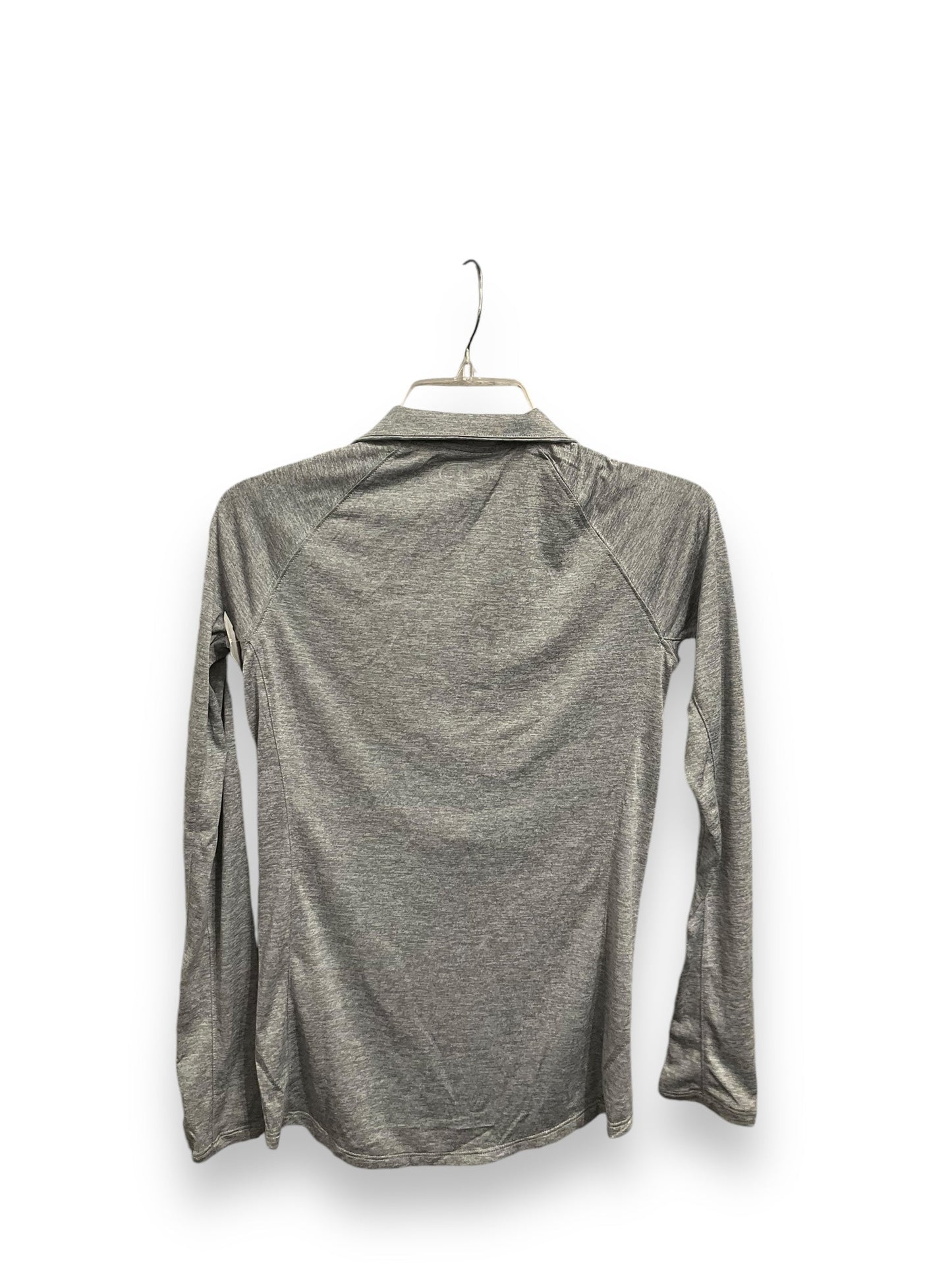 Athletic Top Long Sleeve Collar By Under Armour In Grey, Size: Xs