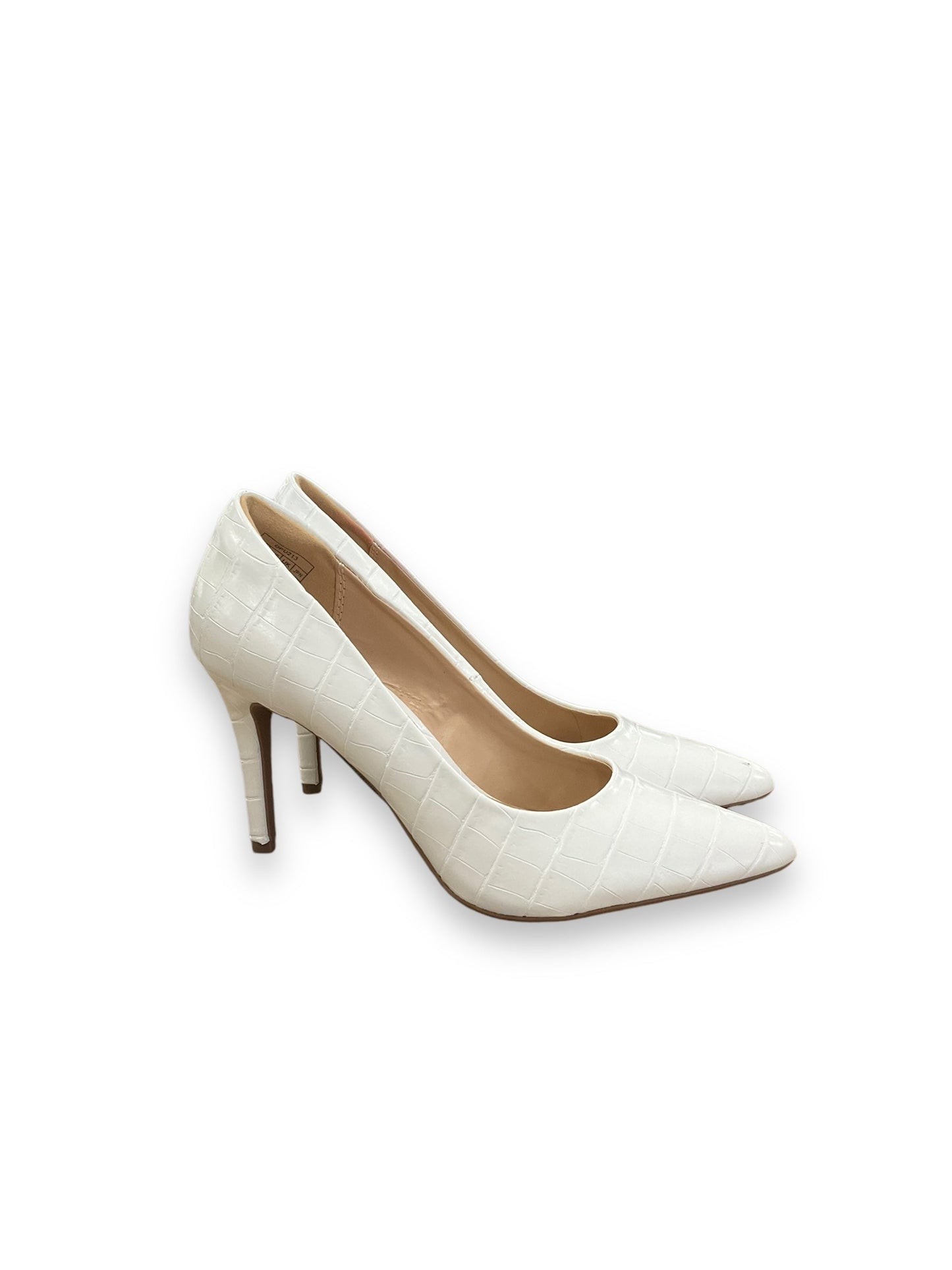 Shoes Heels Stiletto By Dreamers In White, Size: 7