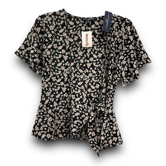 Blouse Short Sleeve By One Clothing  Size: S