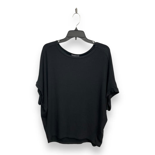 Top Short Sleeve By Michael Stars In Black, Size: L