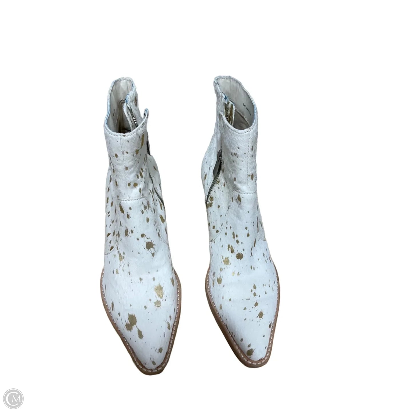 Boots Ankle Flats By Dolce Vita In Animal Print, Size: 7