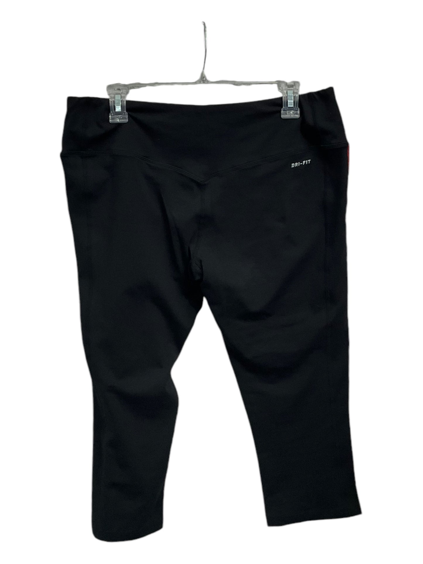 Athletic Capris By Nike Apparel In Black, Size: Xl