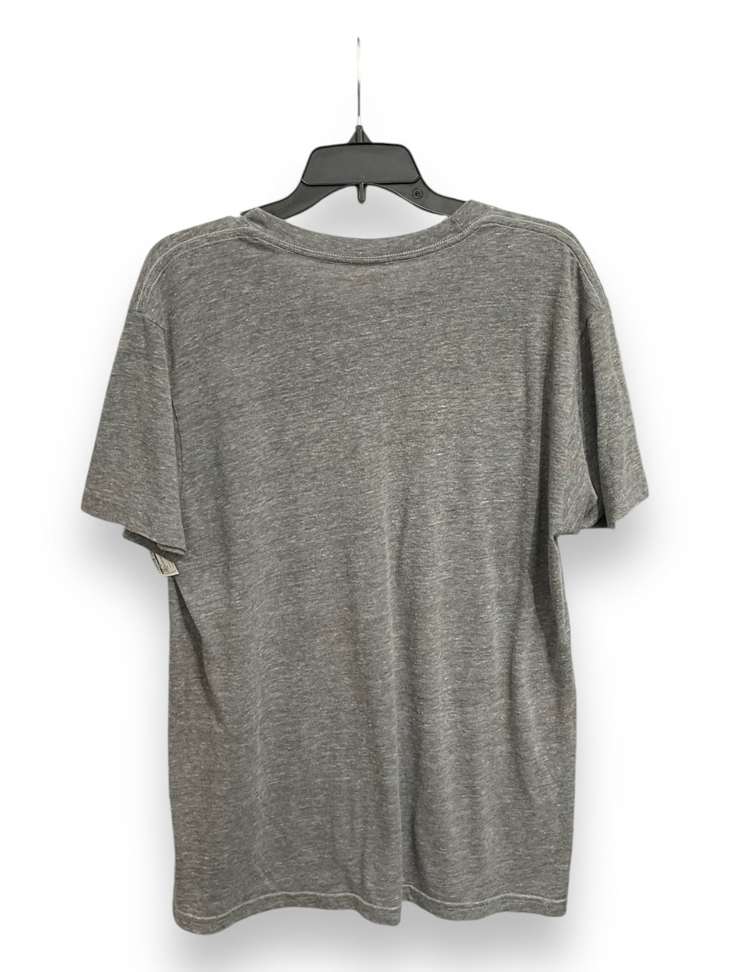 Top Short Sleeve By Cmc In Grey, Size: L