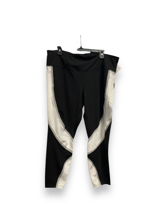 Athletic Capris By Avia In Black & White, Size: Xxl