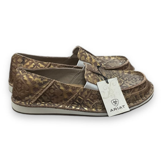 Shoes Flats By Ariat In Brown, Size: 7.5