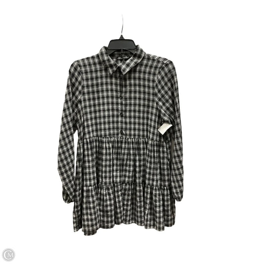 Top Long Sleeve By Zara In Plaid Pattern, Size: M