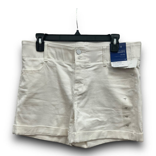 White Shorts Apt 9, Size 12