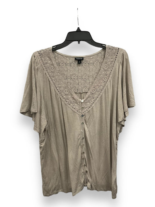 Top Short Sleeve By Torrid In Cream, Size: 2x