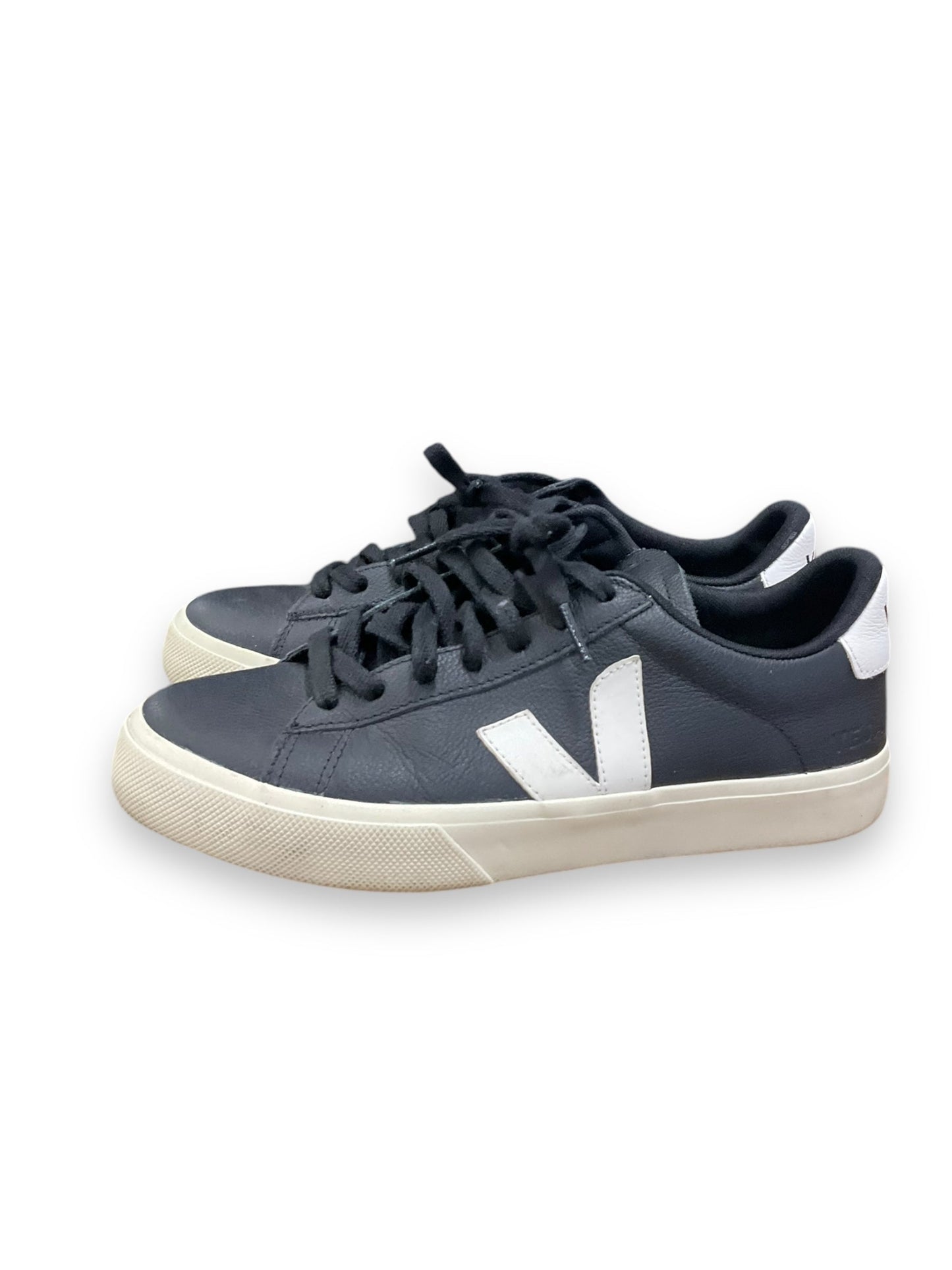 Shoes Sneakers By Veja In Black, Size: 9