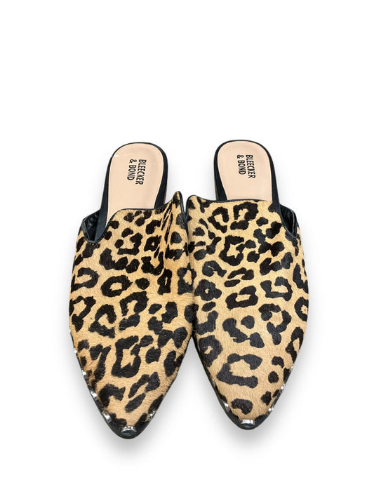 Shoes Flats By Bleecker & Bond In Animal Print, Size: 10