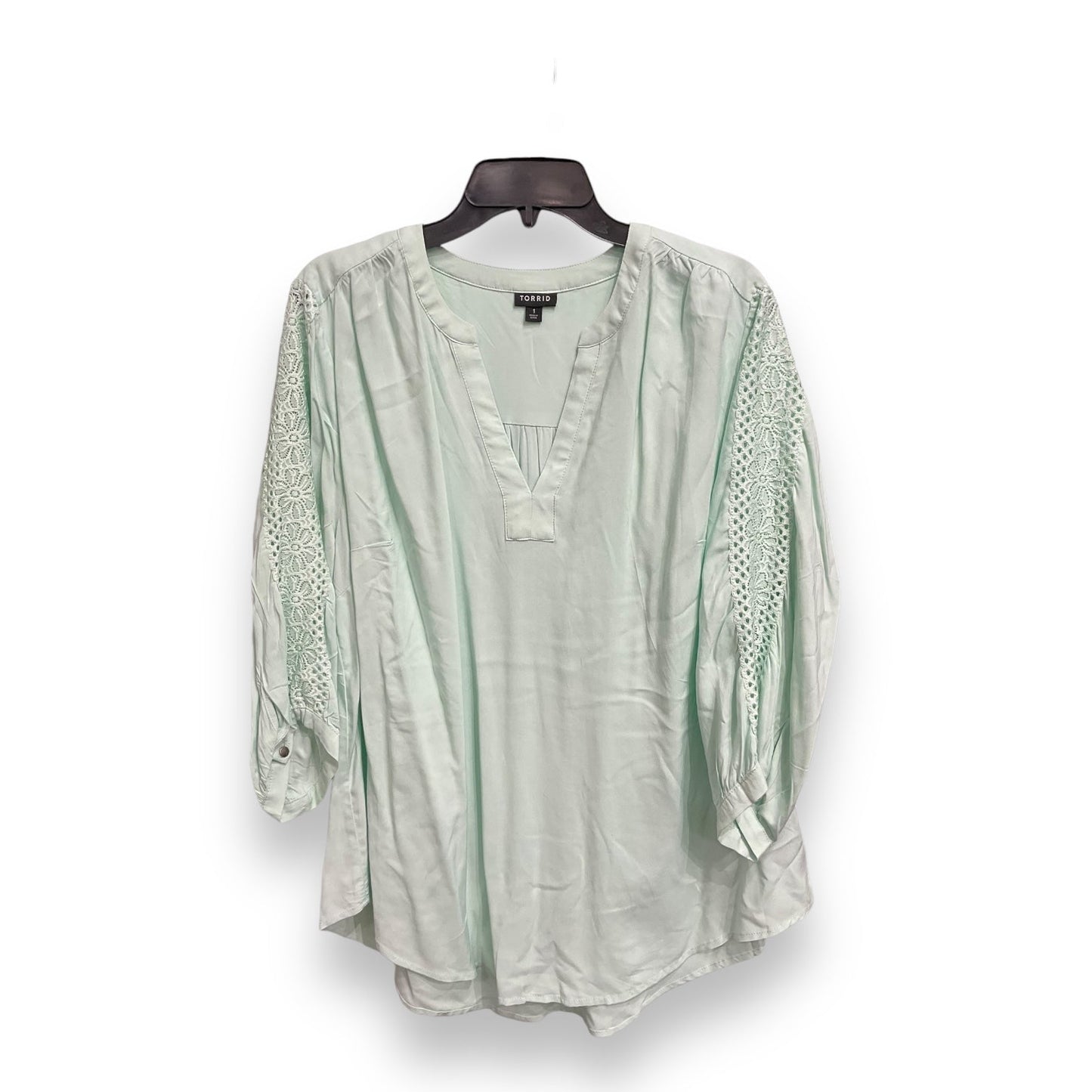 Blouse Long Sleeve By Torrid In Green, Size: 1x