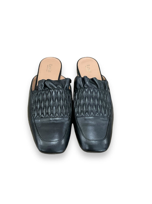 Shoes Flats By Lewit In Black, Size: 6.5