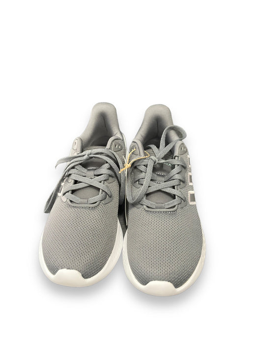 Grey Shoes Athletic Adidas, Size 7.5
