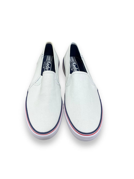 Shoes Flats By Keds In White, Size: 8