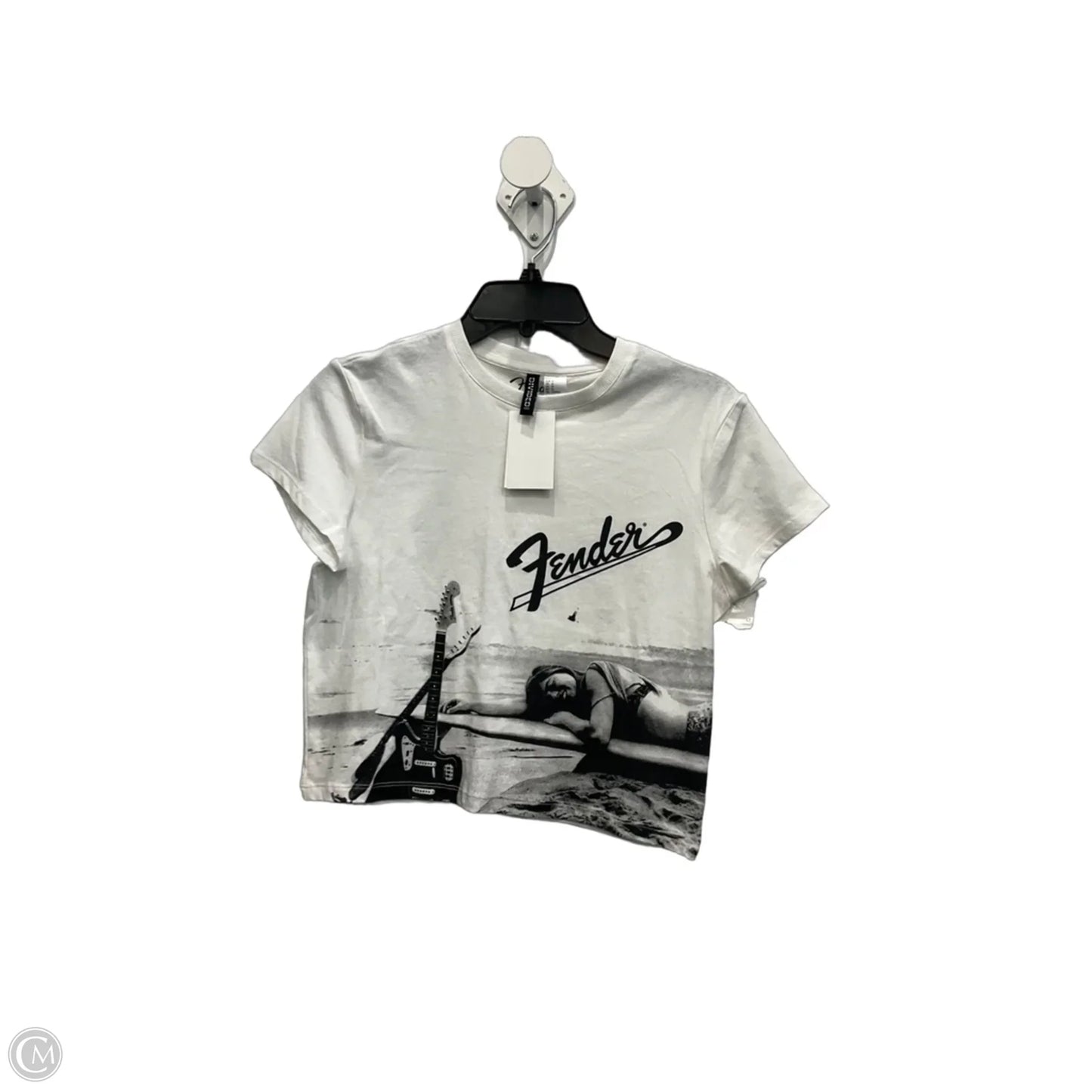 Top Short Sleeve Basic By Clothes Mentor In White, Size: M