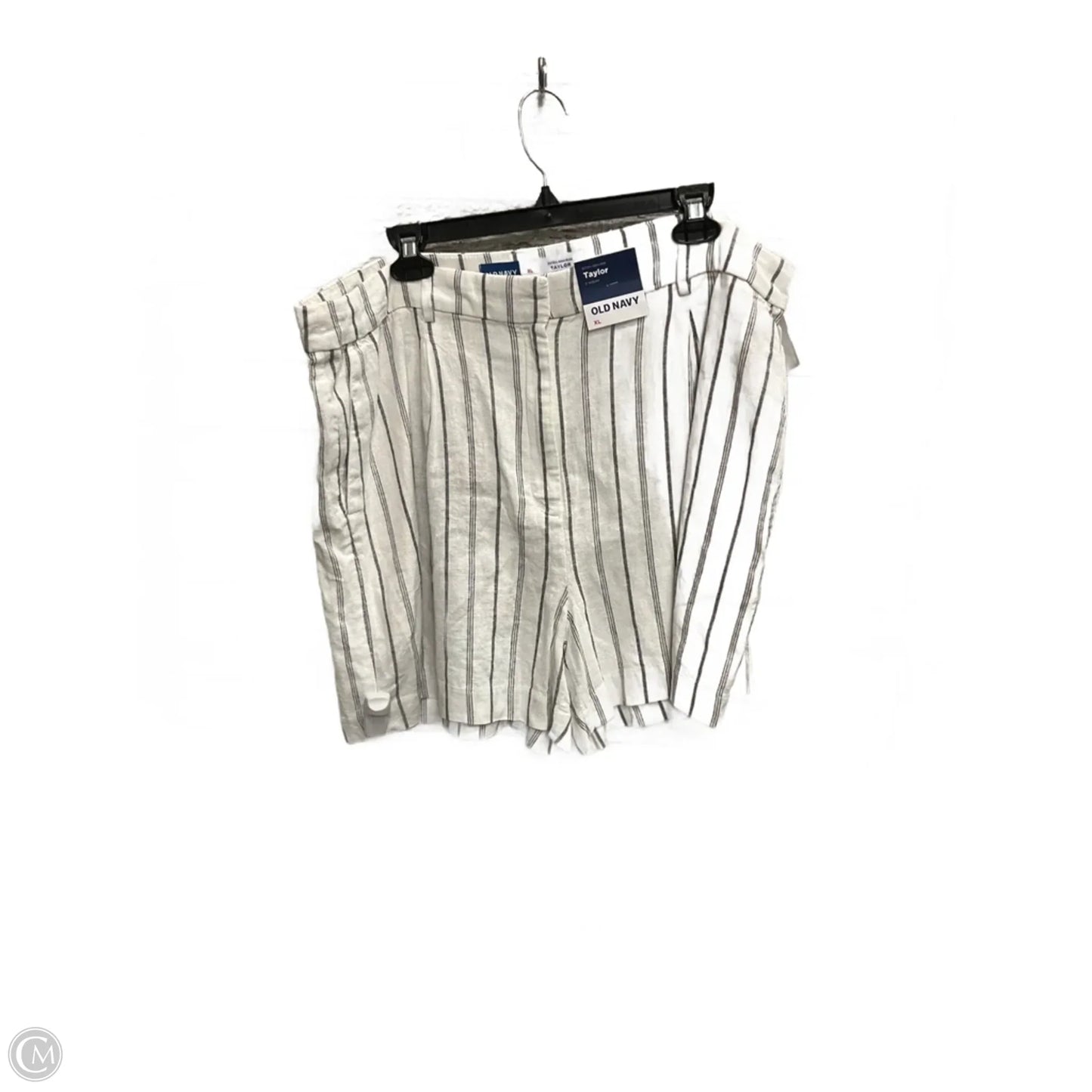 Shorts By Old Navy In Striped Pattern, Size: Xl