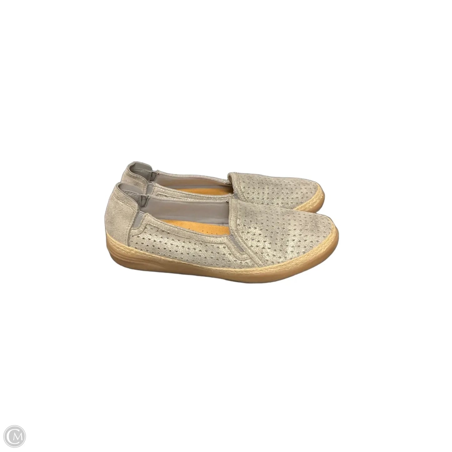 Shoes Flats By Clarks In Silver, Size: 6.5