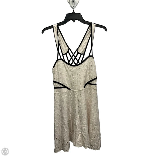 Dress Casual Short By Free People In White, Size: M