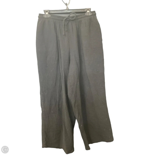 Capris By Jessica Simpson In Black, Size: M