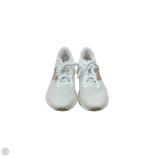 Shoes Athletic By New Balance In Cream, Size: 8