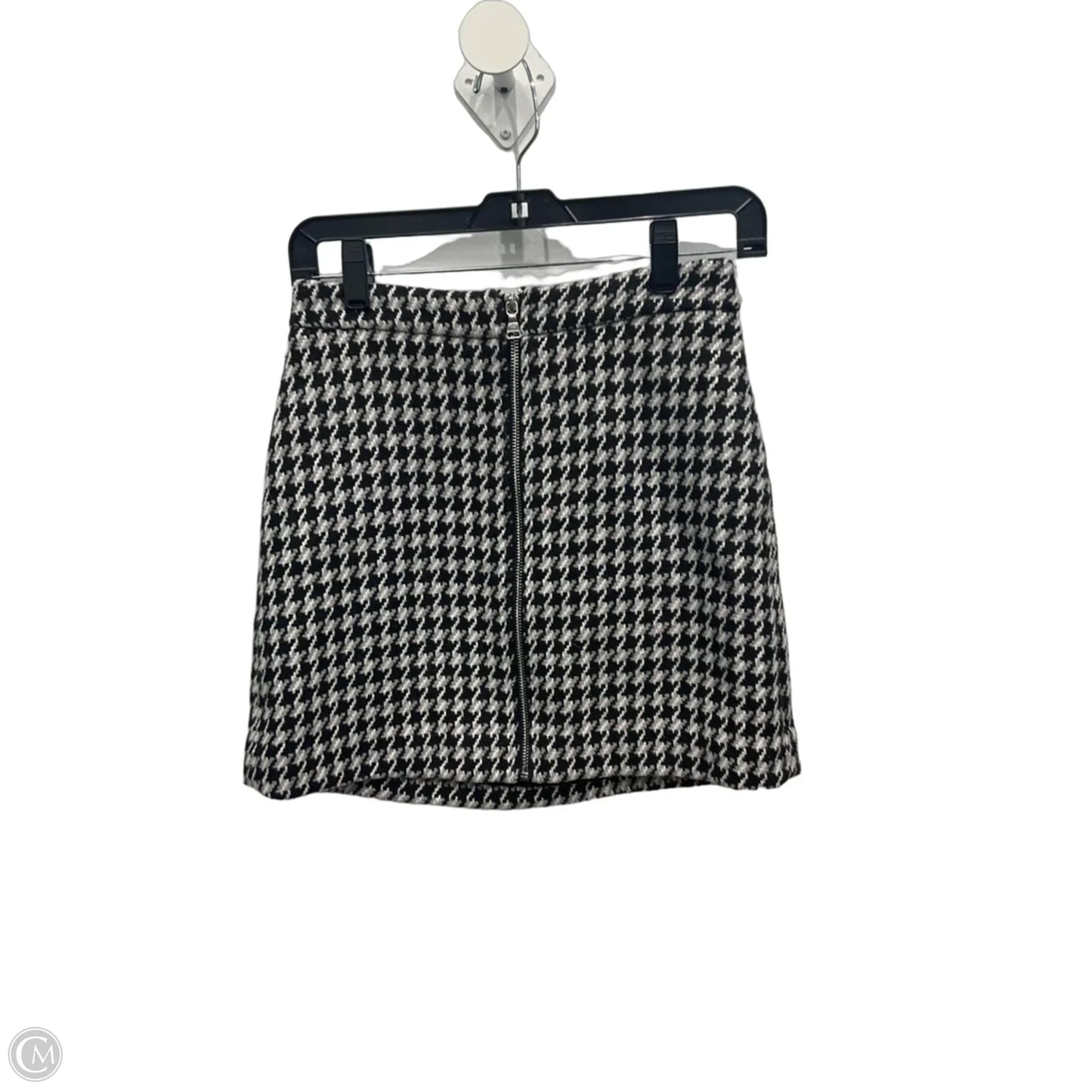 Skirt Mini & Short By Express In Black, Size: 0