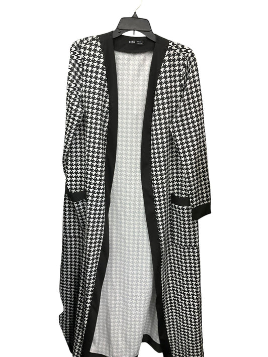 Cardigan By Shein In Black & White, Size: Xl