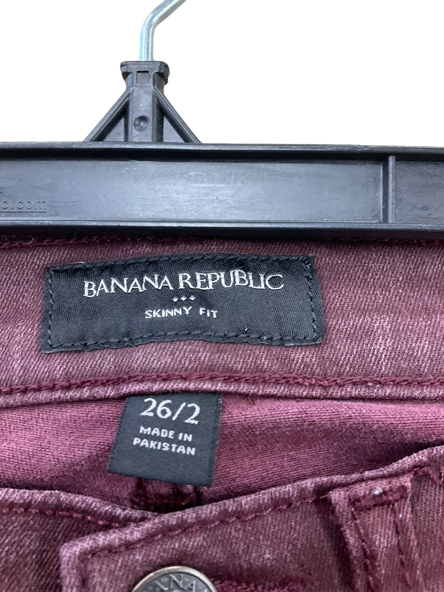 Jeans Skinny By Banana Republic In Maroon, Size: 2