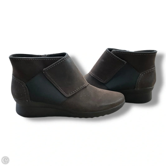 Boots Ankle Flats By Clarks In Brown, Size: 9.5
