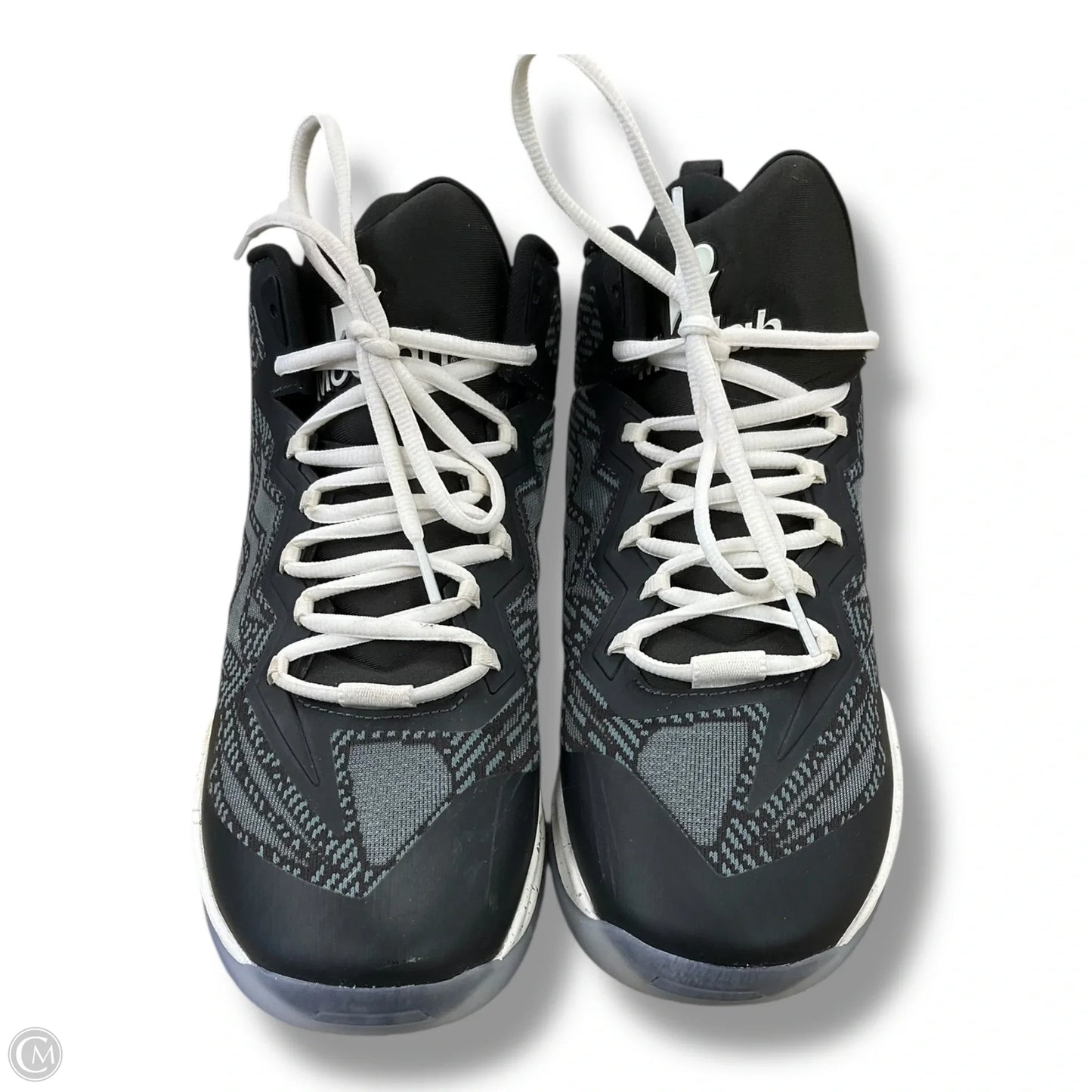 Shoes Sneakers By Clothes Mentor In Black & Grey, Size: 9