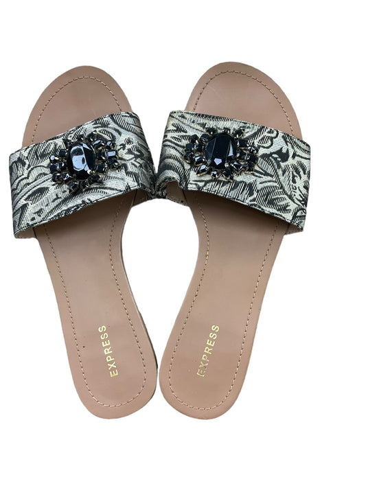 Black & Gold Sandals Flats Express, Size 7