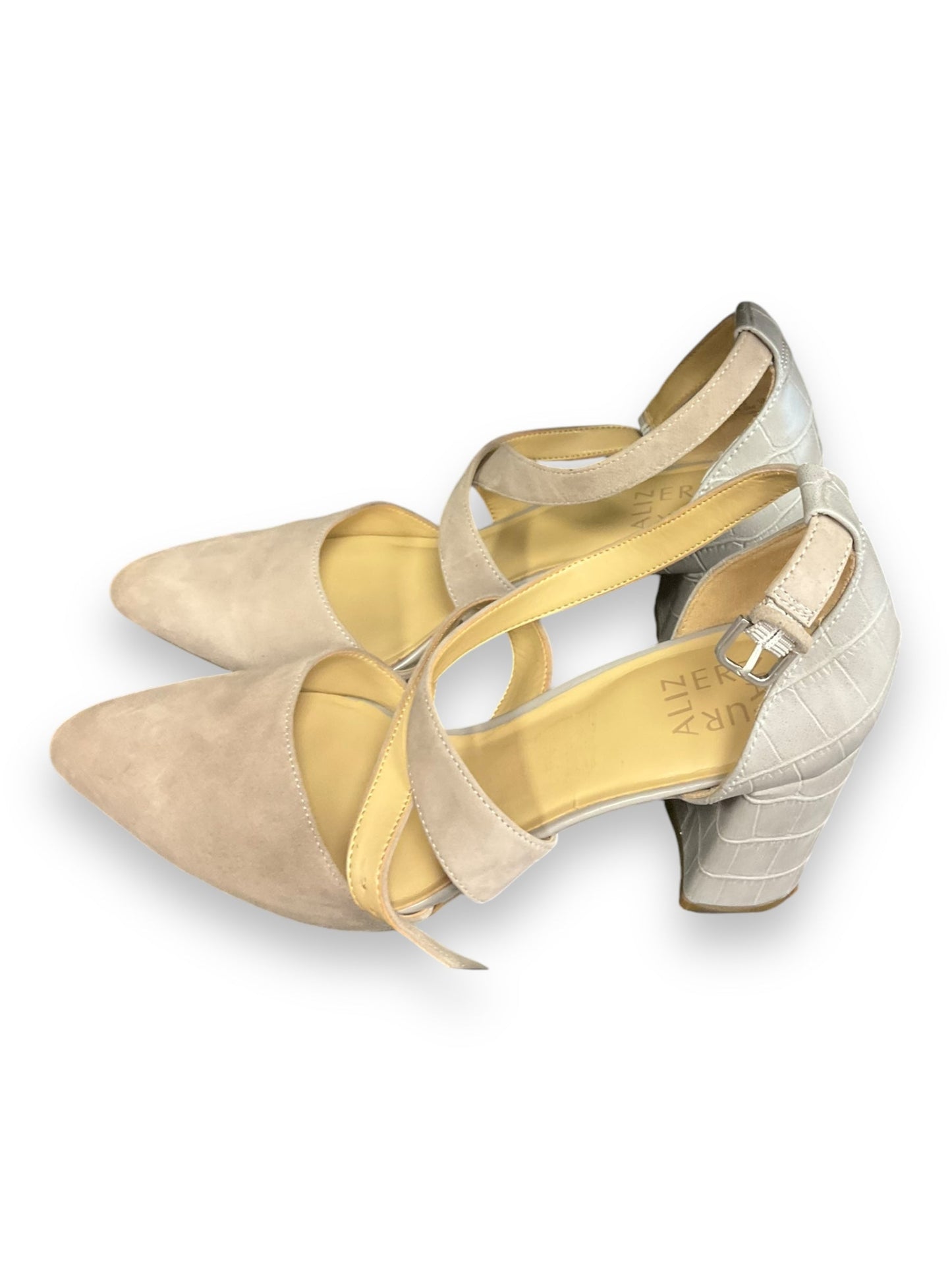 Shoes Heels Block By Naturalizer In Taupe, Size: 6.5