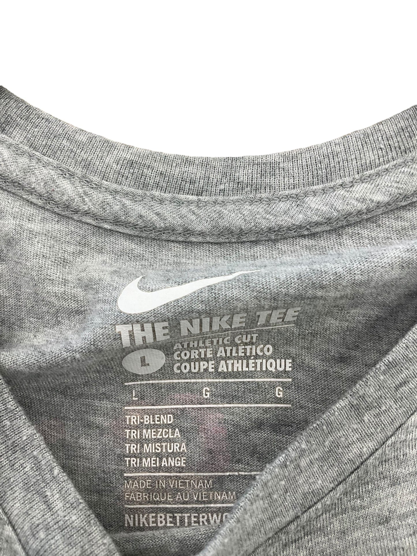 Top Short Sleeve By Nike Apparel In Grey, Size: L