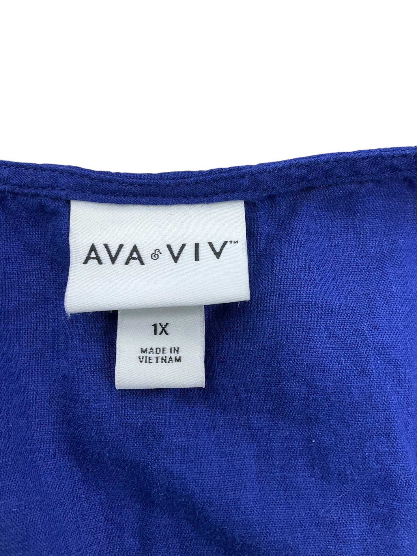 Navy Top 3/4 Sleeve Ava & Viv, Size 1x