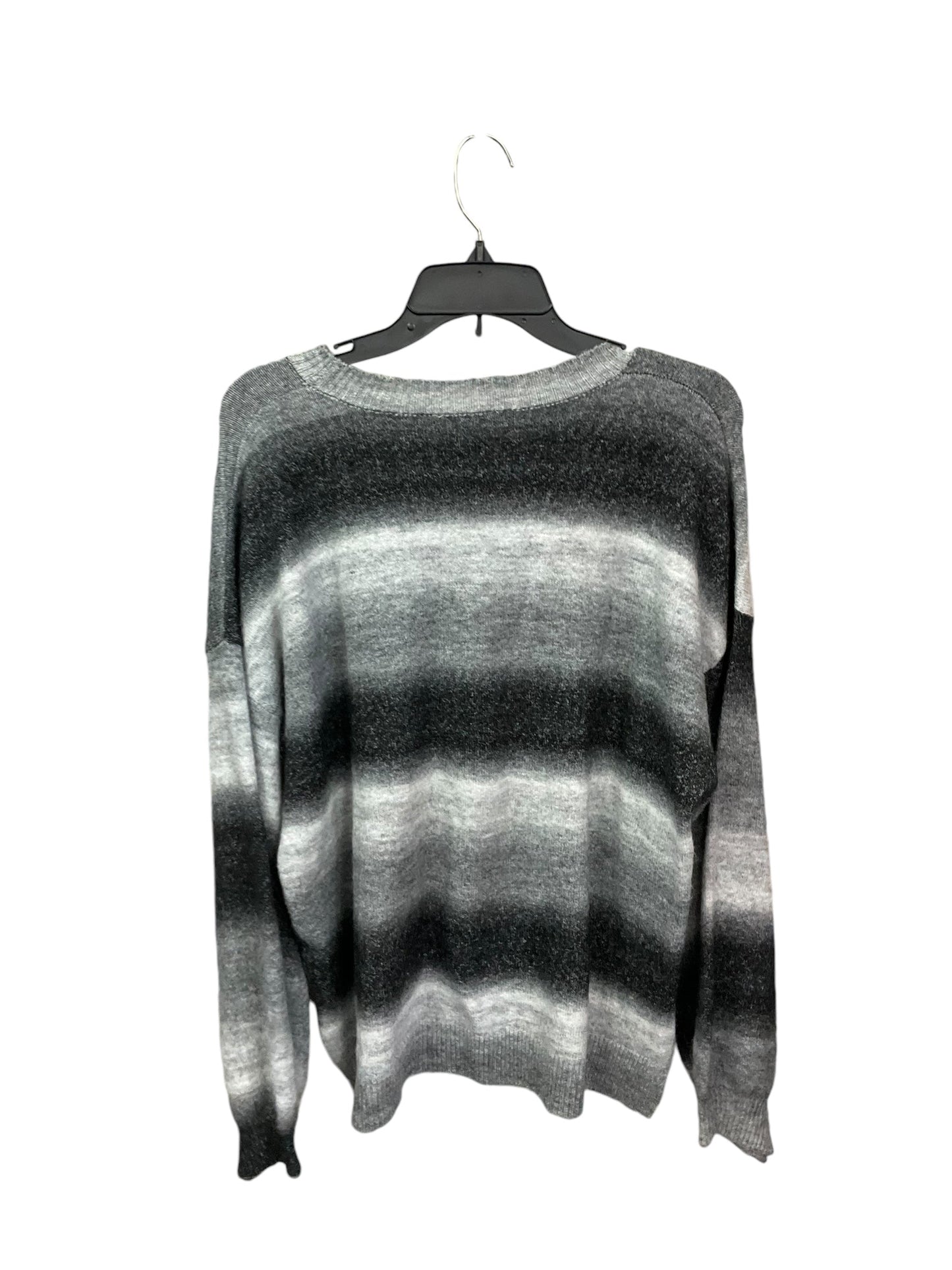 Sweater By Clothes Mentor In Grey, Size: S