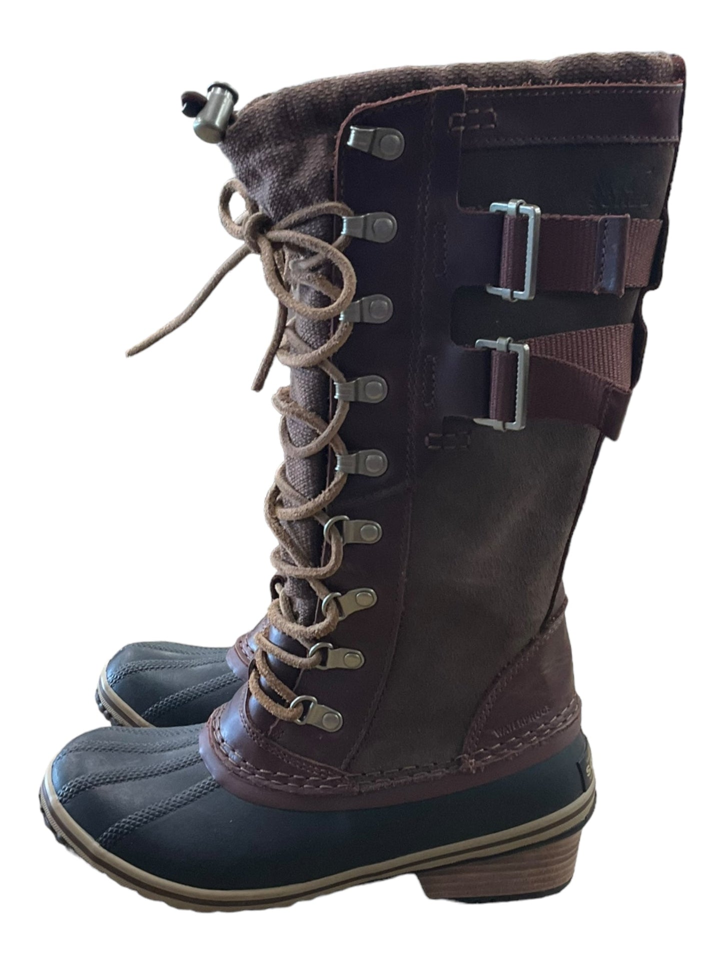 Boots Snow By Sorel  Size: 6