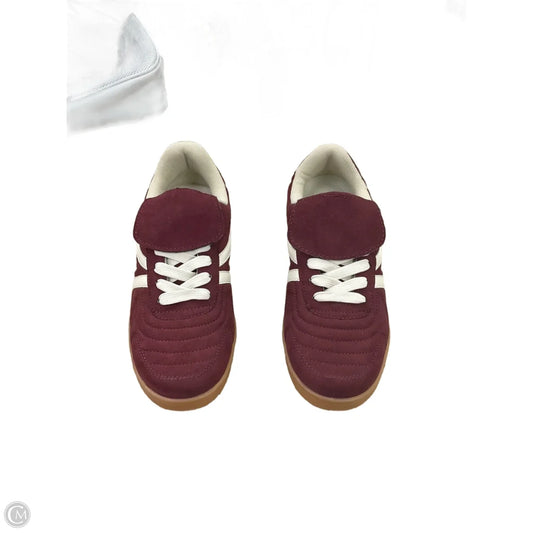 Shoes Sneakers By Steve Madden In Maroon, Size: 7.5