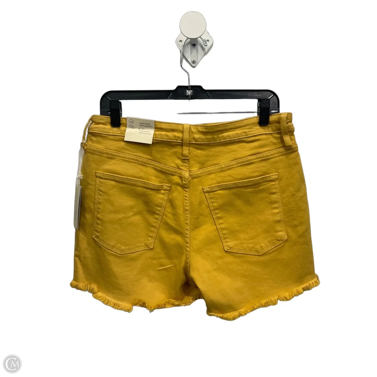 Shorts By Universal Thread In Yellow, Size: 10
