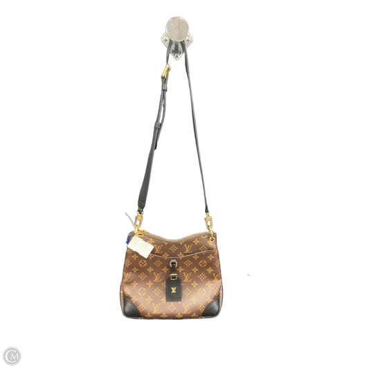 Crossbody Luxury Designer By Louis Vuitton, Size: Medium