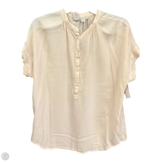 Blouse Short Sleeve By Clothes Mentor In Peach, Size: Xs
