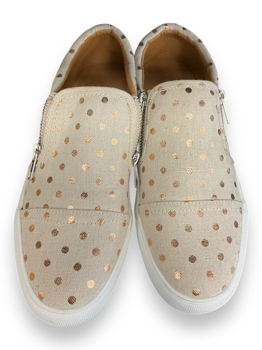 Shoes Sneakers By Report In Polkadot Pattern, Size: 8